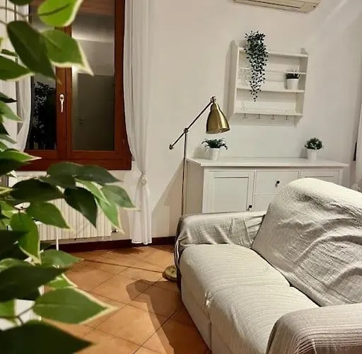 Trilocale Il Glicine * فيرّارا